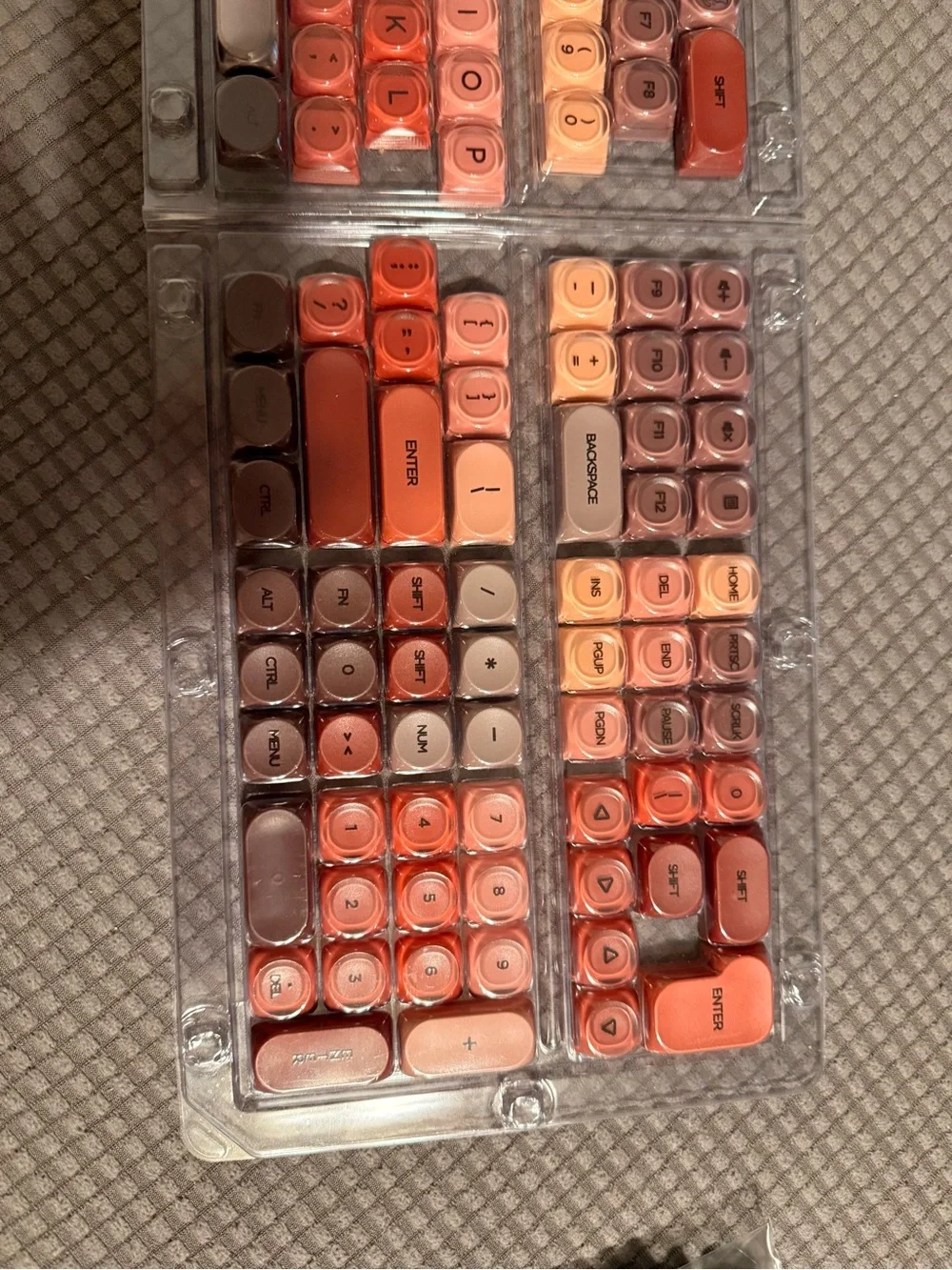 Lipstick keycaps